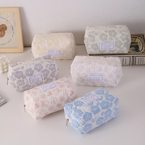 Quilted Pencil Case Large Capacity Floral Heart Pattern Polyester Stationery Bag Makeup Organizer Sweet Girl Style Students