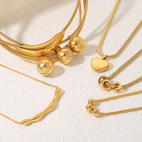 18K Vergoldet Titanstahl Schlangenkette Halskette Mit Herz Kugel Anhänger Minimalistisch Schick Persönlichkeit Schmuck Damen