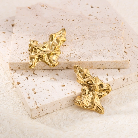 Orecchini A Lobo Con Texture Gualcita Irregolare Acciaio Inossidabile Placcato Oro 18K Stile Lava Gioielli Donna