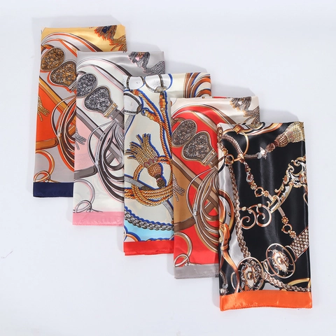 Large Square Scarf Satin Satin Feel Retro Chain Print Fashionable Neck Headscarf For Women Elegant