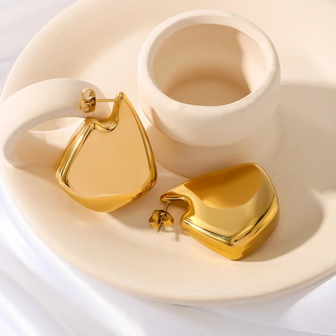 Avery Arc Jewelry