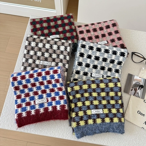 Women Plaid Knitted Scarf Wool Blend Thick Warm Checkerboard Pattern Fashion Winter Shawl Neck Warmer Casual Outdoor Scarf