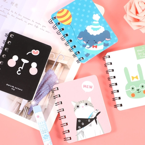 Mini Spiralnotizbuch Tragbares Taschenjournal Linierte Seiten Niedliches Cartoon Cover Studenten Schreibwaren Notizblock