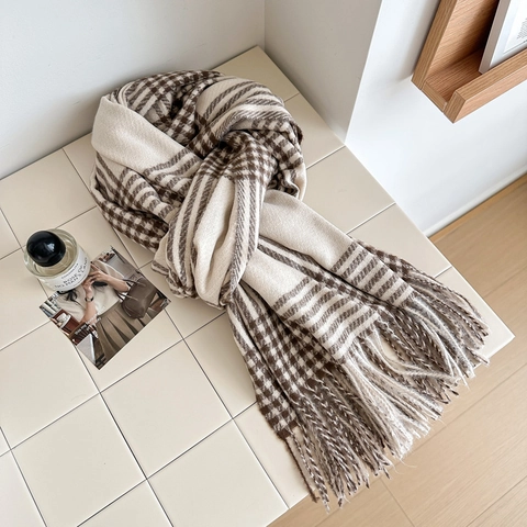 Women's Winter Plaid Scarf Vintage British Style Cashmere Like Warm Scarf With Tassels Soft Houndstooth Large Shawl Wrap