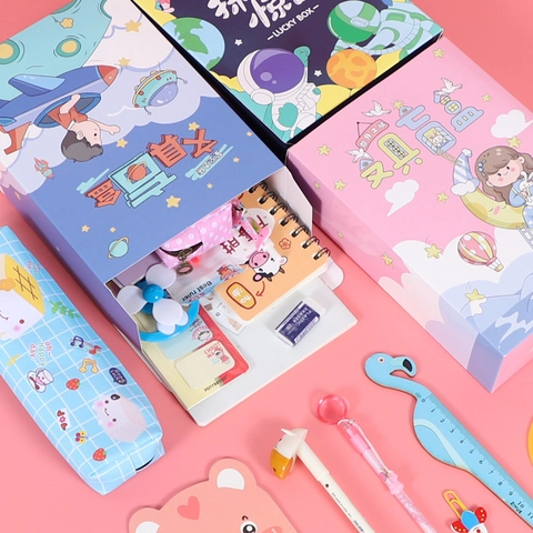 Juego de Papelería de Dibujos Animados Caja Sorpresa para Estudiantes Niños Suministros Escolares Astronauta Niña Regalo