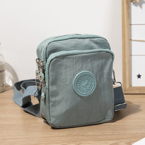Sac Bandoulière Femme Nylon Multi Couche Fermeture Éclair Léger Sac Épaule Téléphone Portable Décontracté Mode