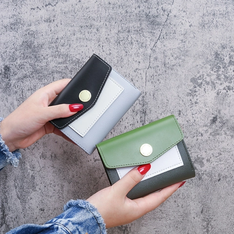 Portefeuille Court en Cuir PU pour Femmes Pliage en Trois Couleur Contrastée Petit Porte-Cartes Avec Bouton Pression en Métal Compartiment Billets Fenêtre Photo