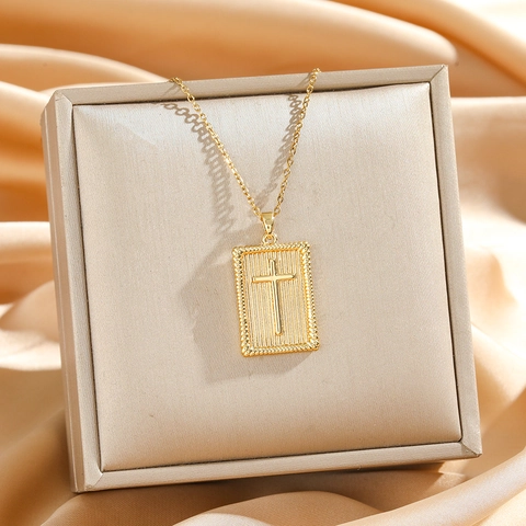 Collier Pendentif Croix Acier Inoxydable Rectangulaire Vintage Minimaliste Chaîne Clavicule Pour Femme Bijoux