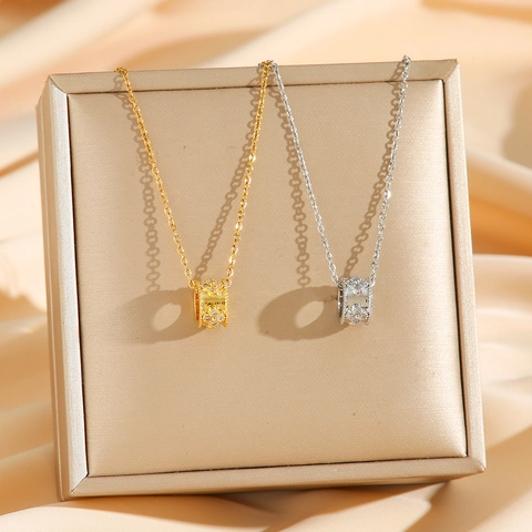 Collana Pendente Quadrifoglio Caleidoscopio Acciaio Al Titanio Zircone Strass Gioielli Di Moda Per Donna