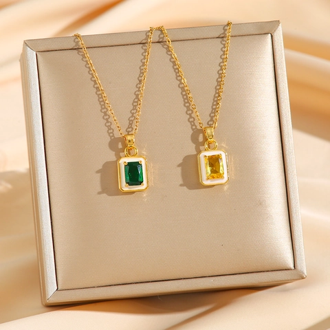 Anhänger Halskette Edelstahl Smaragdschliff Edelstein Emaille Rand Vergoldet Vintage Luxus Schmuck Für Frauen