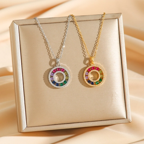 Regenbogen Bunte Zirkon Donut Anhänger Halskette Für Damen Titanstahl 18K Vergoldet Luxus Rund Hohl Schlüsselbein Kette Schmuck