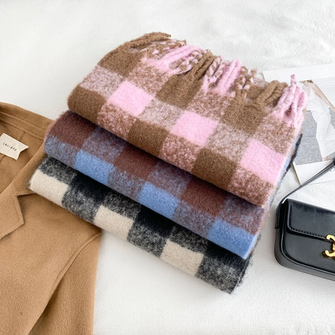 Women Winter Scarf Checkerboard Plaid Tassels Warm Thick Knitted Soft Polyester Shawl Wrap Long Fashionable Accessory