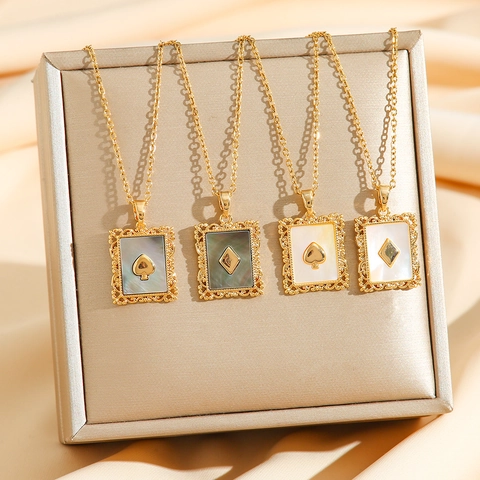 Collier Pendentif Carré Vintage Acier Titane Nacre Carte De Poker Cœur Carreau Design Bijoux Élégants Pour Femmes