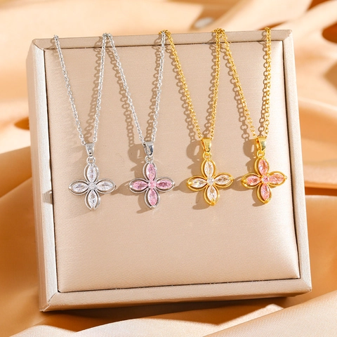 Collier Trèfle À Quatre Feuilles Avec Pendentif Fleur En Cuivre Zircon Chaîne Acier Titane Bijoux