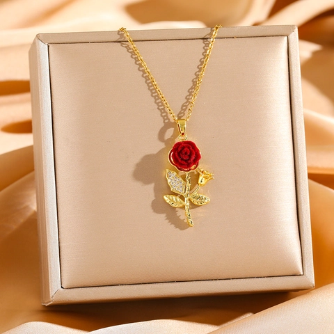 Elegant Rose Flower Pendant Necklace Titanium Steel With Rhinestone Enamel Clavicle Chain Jewelry For Women