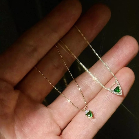 Collana Con Pendente In Zircone Verde Triangolare Rame Micro Pavè Pietre Bianche Gioielli Di Lusso Geometrici Per Donne
