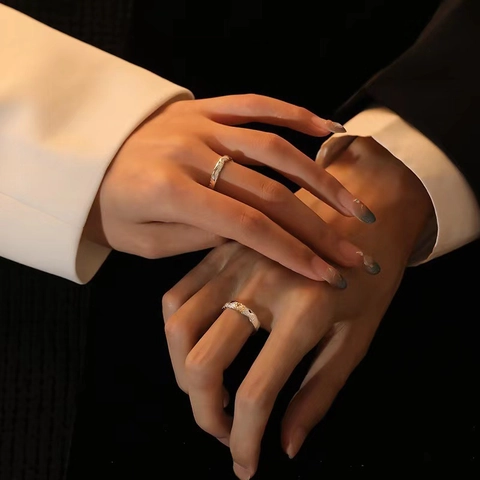 Sonne Mond Paar Ringe Gehämmert Textur Messing Vergoldet Verstellbar Offener Fingerring Modeschmuck Für Verliebte