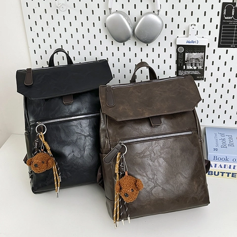 Vintage PU Leren Rugzak Grote Capaciteit Flap Zakelijk Reizen School Tas Voor Heren Met Beer Sleutelhanger