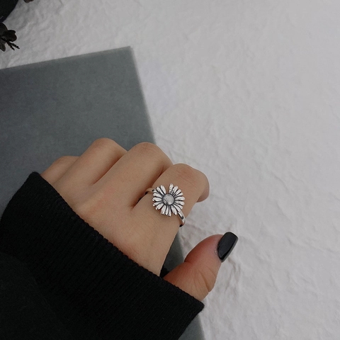 Daisy Flower Adjustable Ring Vintage Copper Silver Plated Retro Floral Open Finger Ring Aesthetic Ornament For Women