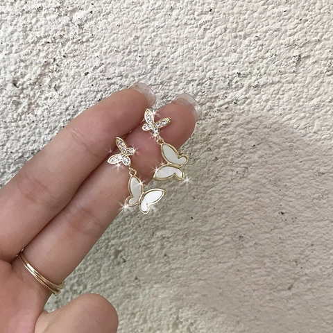 Dubbele Vlinder Hangende Oorbellen Verguld Met 925 Sterling Zilveren Oorknopje Witte Schelp Zirkoon Voor Dames