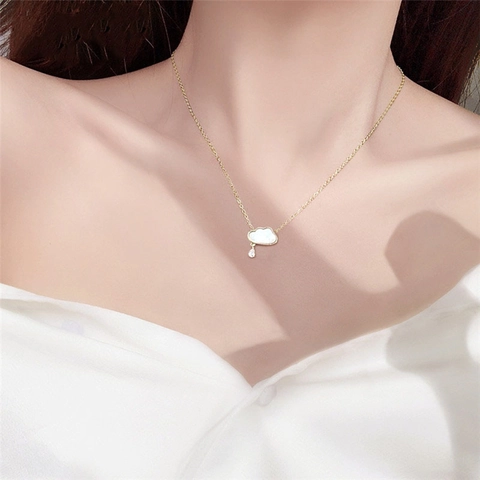 Collana Con Pendente A Nuvola Rame Placcato Oro Texture Conchiglia Goccia Acqua Zirconia Gioielli Minimalisti Da Donna