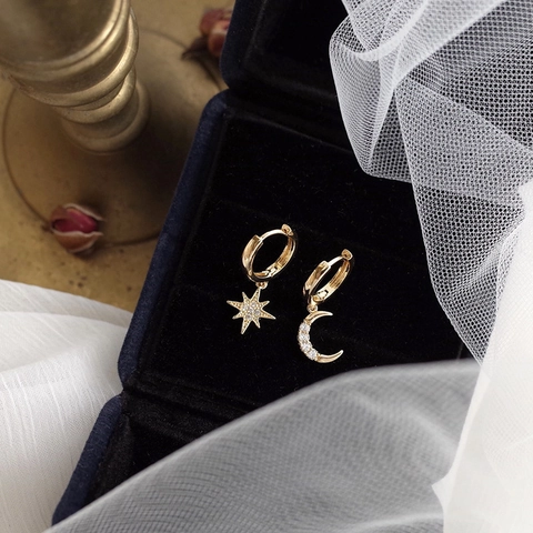Asymmetrische Stern Und Mond Creolen Mit Zirkonia Kupfer Vergoldet Silver Earring Post Schmuck Für Frauen