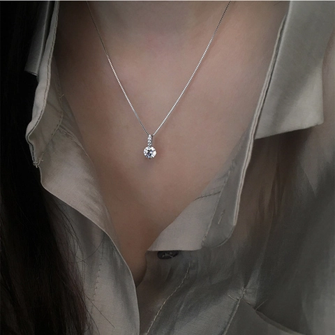 Runde Zirkonia Anhänger Halskette Einfache Elegante Kupfer Versilberte Schlüsselbein Kette Schmuck Für Damen