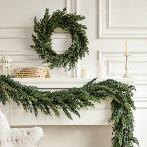 Artificial Christmas Wreath And Cedar Garland Realistic Evergreen PE Decor For Fireplace Wall Window Nordic Style