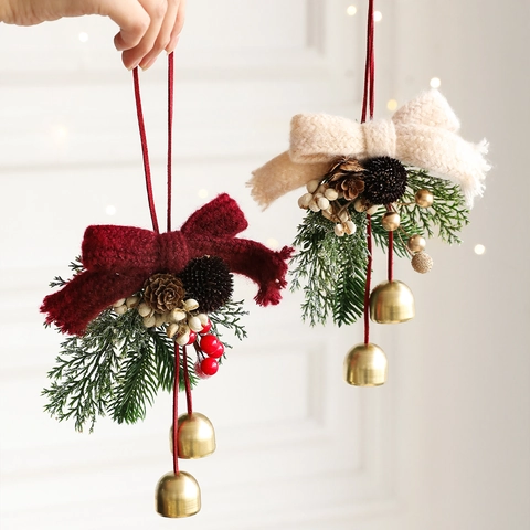 Ciondolo Campana di Natale Ornamento Appeso Con Fiocco in Velluto Ago di Pino Artificiale Pigna Naturale Decorazione Festiva