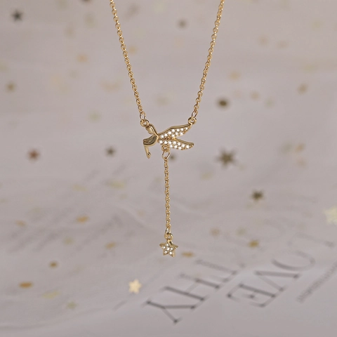 Collana Con Pendente Angelo Con Ali In Zirconia E Nappa A Stella Catena In Rame Per Donna Gioielli Eleganti