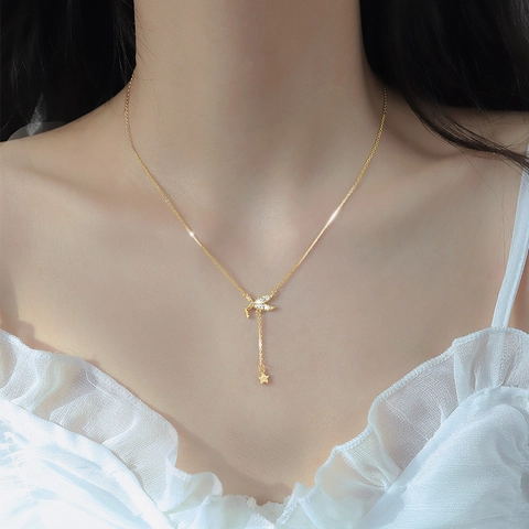 Collana Con Pendente Angelo Con Ali In Zirconia E Nappa A Stella Catena In Rame Per Donna Gioielli Eleganti