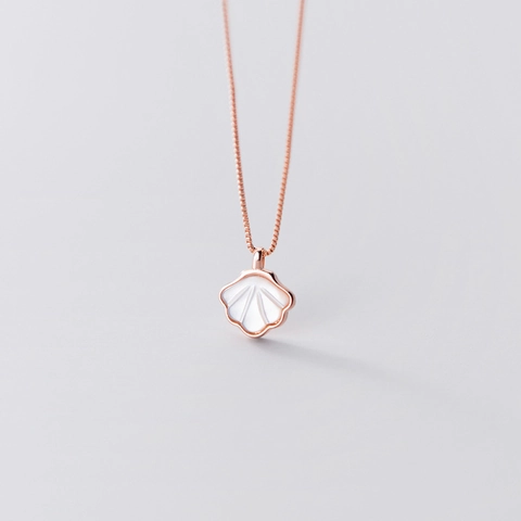 Shell Pendant Necklace White Mother Of Artificial Pearl Copper Box Chain Elegant Minimalist Clavicle Jewelry Gift For Women