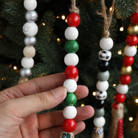Wood Bead Christmas Garland With Hemp Rope Tassel Reindeer Plaid Pattern Painted Beads Holiday Tree Hanging Decor