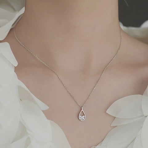 Collana Goccia Dacqua Zircone Elegante Catena Clavicola In Rame Ciondolo Cavo Accessorio Minimalista Per Donne