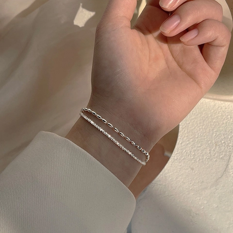 Zweilagiges Armband Mit Reiskornperlen Und Gypsophila-Kette Versilbertes Kupfer Minimalistischer Schmuck Für Damen