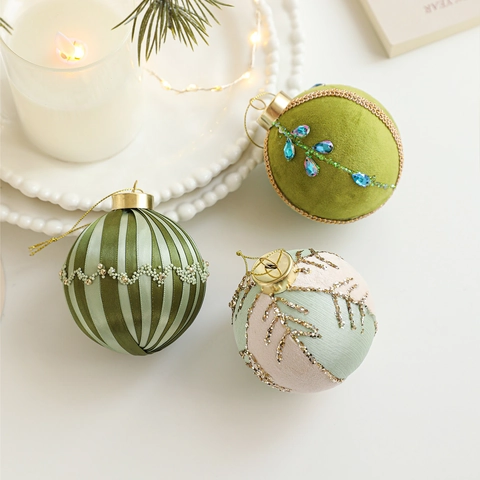 Adorno Vintage de Bola de Navidad y Seta Espuma Tela Terciopelo Diamantes de Imitación Purpurina Decoración Árbol Verde Oro