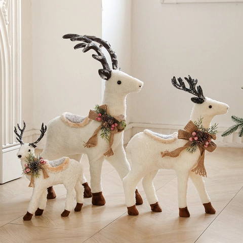 Witte Pluche Kerst Rendier Figuur Decoratie Schuim Noordse Stijl Rendier Ornament Met Jute Strik En Dennenappel Voor Thuis Tafelblad