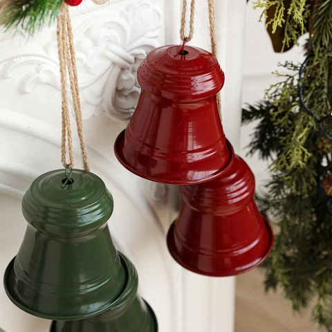 Campane Di Natale Da Appendere In Ferro Rustico Corda Di Iuta Aghi Di Pino Bacche Decorazione Per Albero Casa