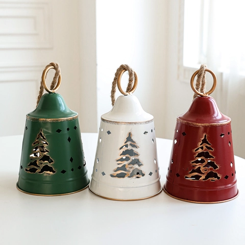Vintage Christmas Iron Hanging Bells With Hollow Out Christmas Tree Pattern Distressed Metal Bell Holiday Party Home Tree Decor