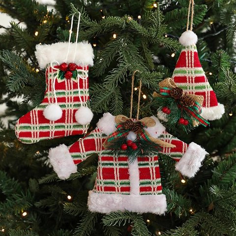 Knitted Christmas Tree Hanging Ornaments Plaid Mini Hat Sweater Boot With Pine Cones Berries Festive Xmas Home Decor