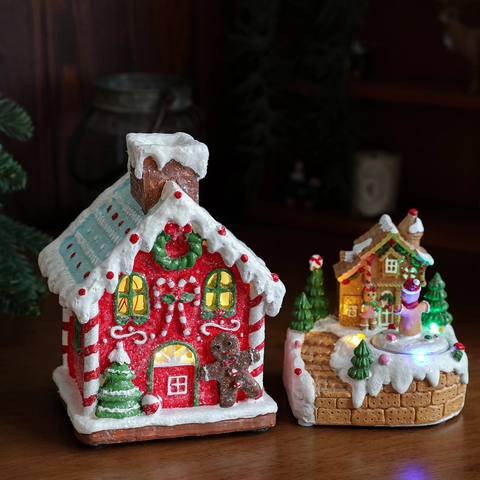 Weihnachts Lebkuchenhaus Aus Harz Mit LED Licht Und Spieluhr Rotierende Desktop Dekoration Geschenk