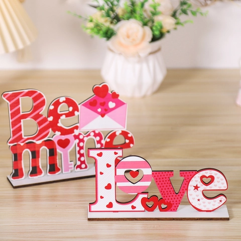 Valentine's Day Wooden Tabletop Ornament Love Heart Letter Sign Pink Red Plaque For Home Desktop Decor XOXO Be Mine Gift