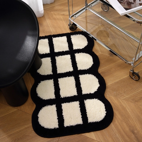 Tapis de Bain Absorbant Antidérapant Moderne Damier Noir et Blanc Bord Ondulé Flocage Paillasson d'Entrée pour Chambre Décoration de Maison