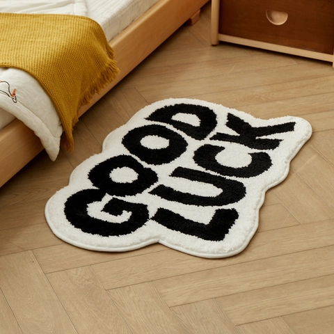 Irregular Cloud Shape Good Luck Letter Floor Mat Flocked Polyester Absorbent Non-Slip Bath Mat For Bathroom Bedroom Entrance