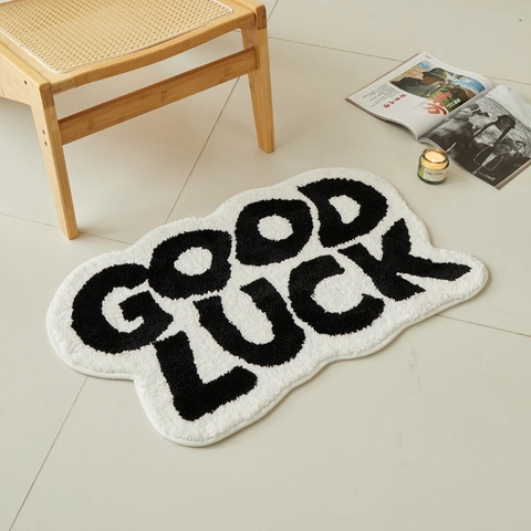 Irregular Cloud Shape Good Luck Letter Floor Mat Flocked Polyester Absorbent Non-Slip Bath Mat For Bathroom Bedroom Entrance