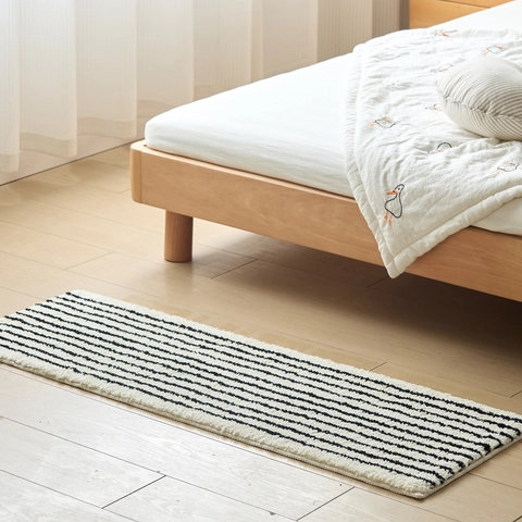 Modern Minimalist Striped Bedside Runner Rug Non-Slip Absorbent Flocking Floor Mat For Bedroom Bathroom Entrance Kitchen Minimalist Home Decor