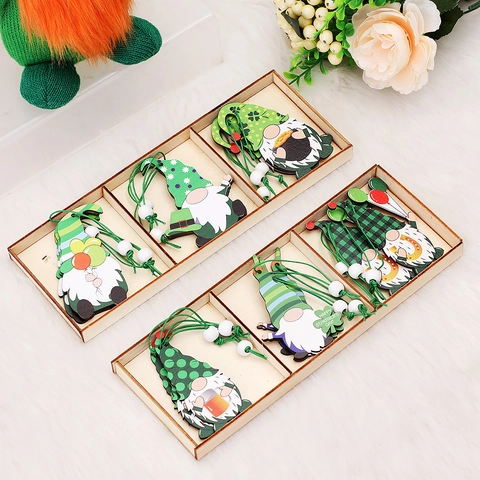 St. Patrick's Day Wooden Gnome Truck Hanging Ornaments Set Irish Lucky Shamrock Green Holiday Party Home Tree Decor