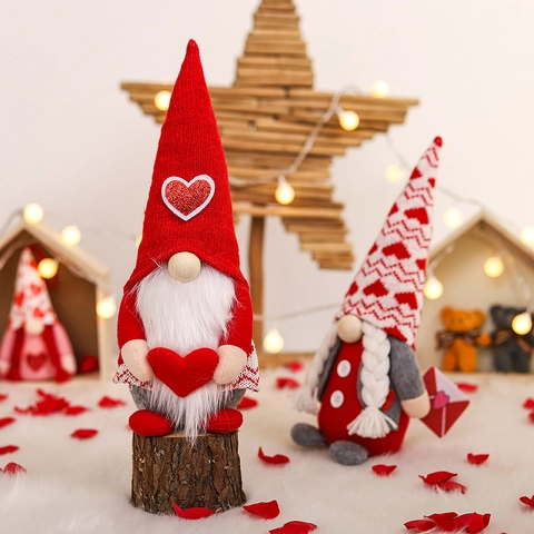 Gnomo Senza Volto di San Valentino Bambola di Peluche Fatto a Mano Forest Man Con Cuore Busta Decorazione Tomte Svedese Nordico Ornamento Casa
