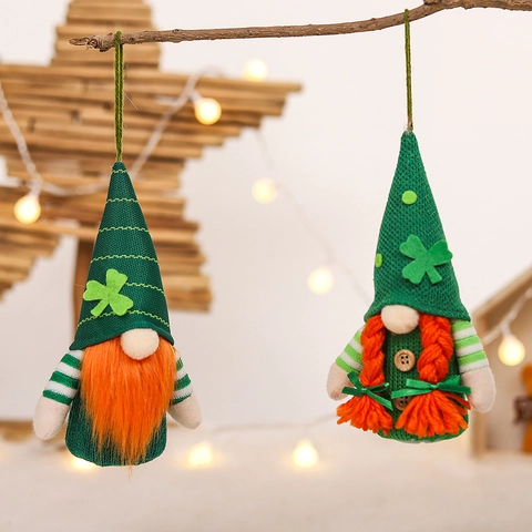 Adorno Colgante de Gnomo de Peluche Luminoso para el Día de San Patricio Duende Verde Irlandés con Trébol para el Hogar