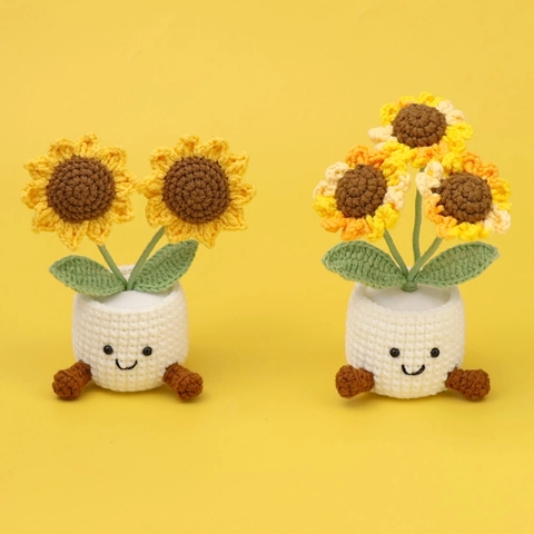 Handgehäkelter Blumentopf-Schmuck Wolle Gestrickte Sonnenblume Tulpe Rose Schreibtischdekoration Süßes Smiley Gesicht Geschenk